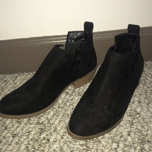 Ankle booties with slit on sides